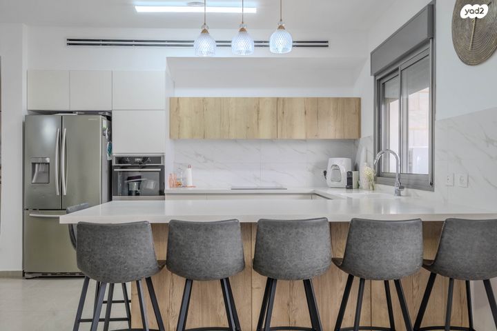 דירה, לוטם 12, הפרחים, חריש