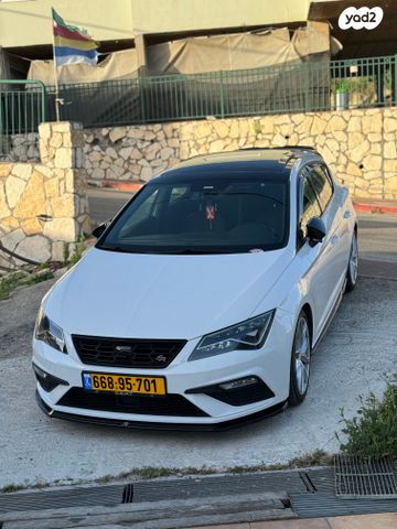 מודעת רכב סיאט לאון