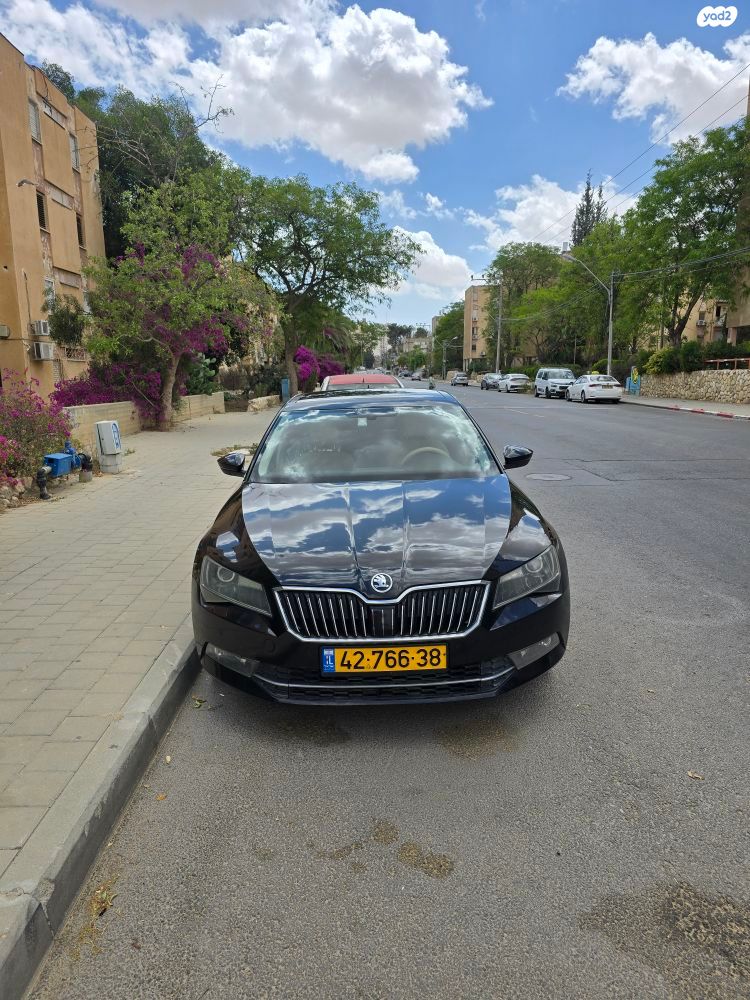 מודעת רכב סקודה סופרב