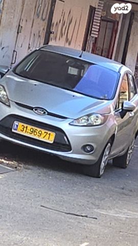 מודעת רכב פורד פיאסטה