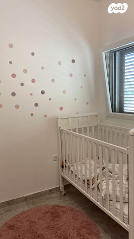 דירת גן, לוטם 14, לשם, עלי זהב