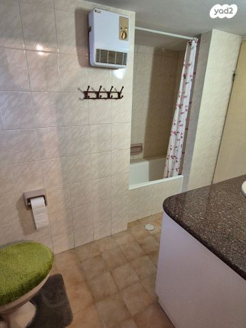 דירה, הפלמ"ח 16, מרכז העיר, סביניה, הוותיקה, קרית ביאליק