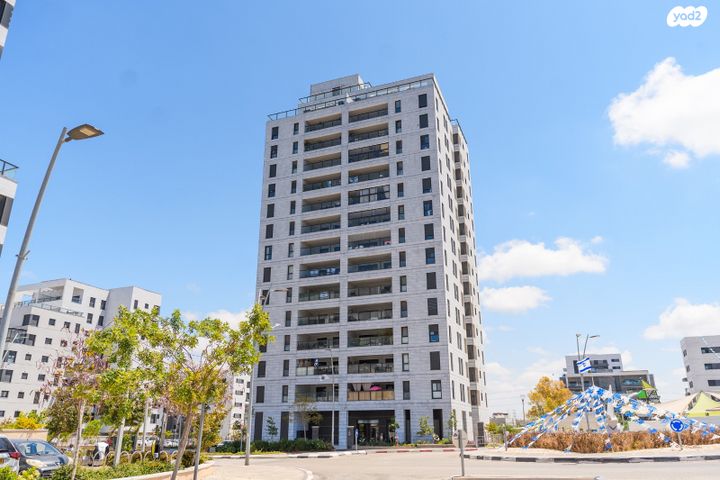 דירה, אור ים, אור עקיבא