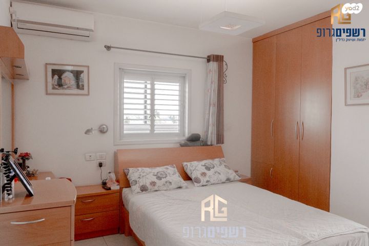 דופלקס, שיכוני מזרחי, כפר סבא