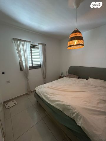 דירת גן, מרדכי מוטלה רוזנשטיין, רמב"ם, ראשון לציון