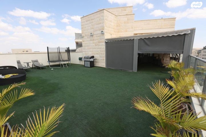 נווה זאב, נאות אילן