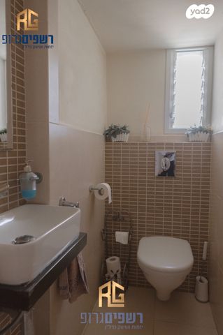 דופלקס, שיכוני מזרחי, כפר סבא