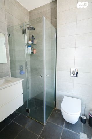 דירה, אור ים, אור עקיבא