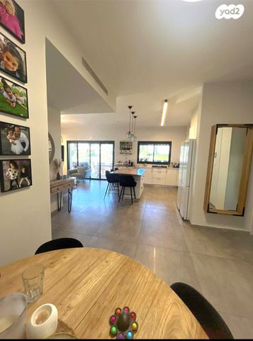 דירה, תל מונד