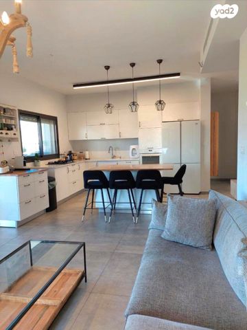 דירה, תל מונד