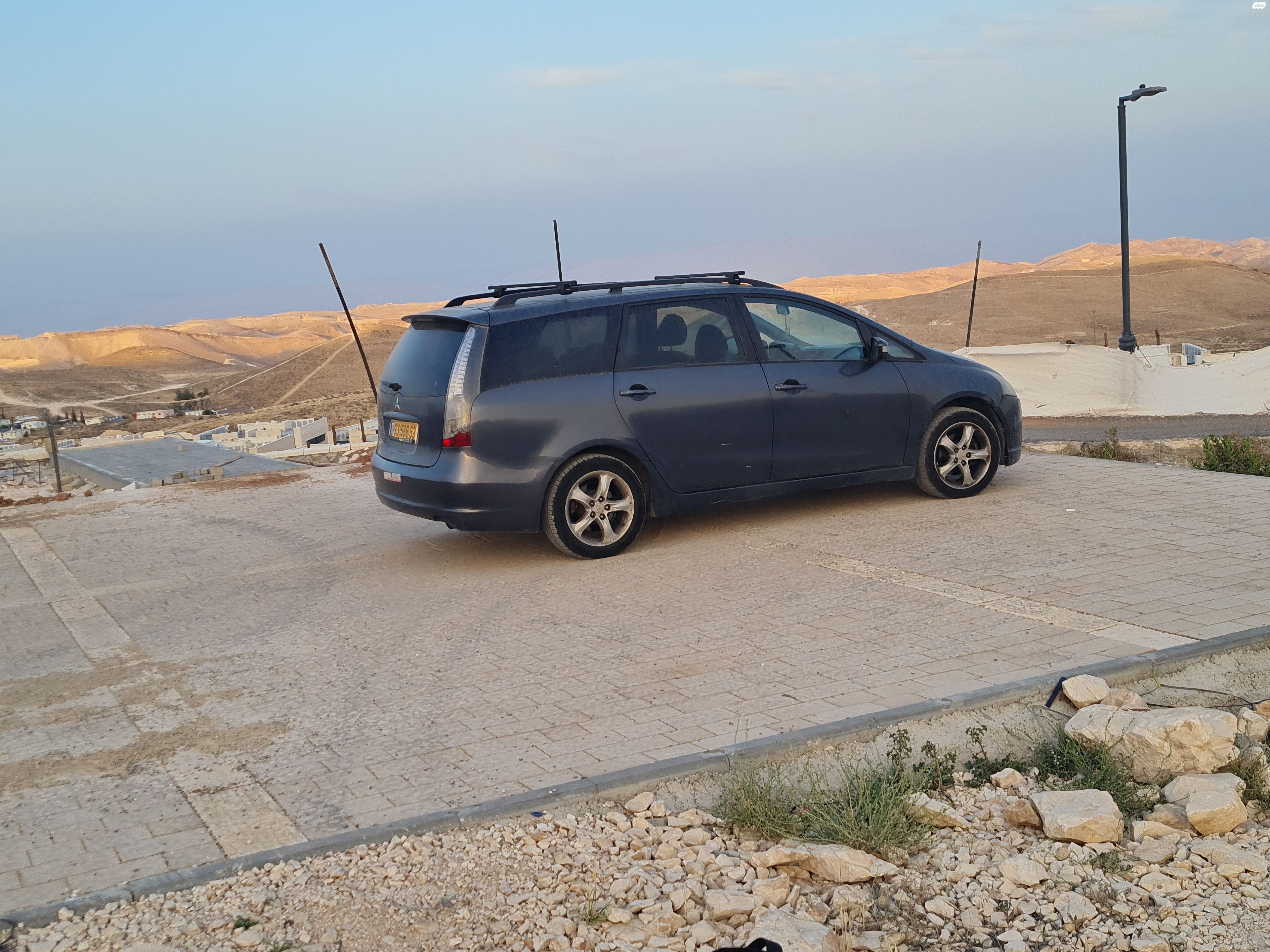 מודעת רכב מיצובישי גרנדיס
