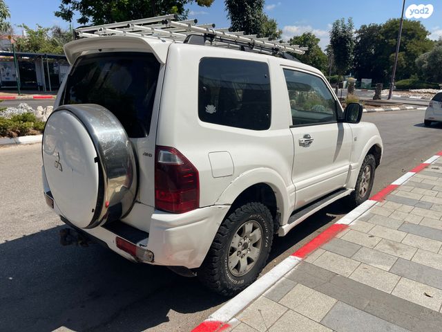 מודעת רכב מיצובישי פג'רו