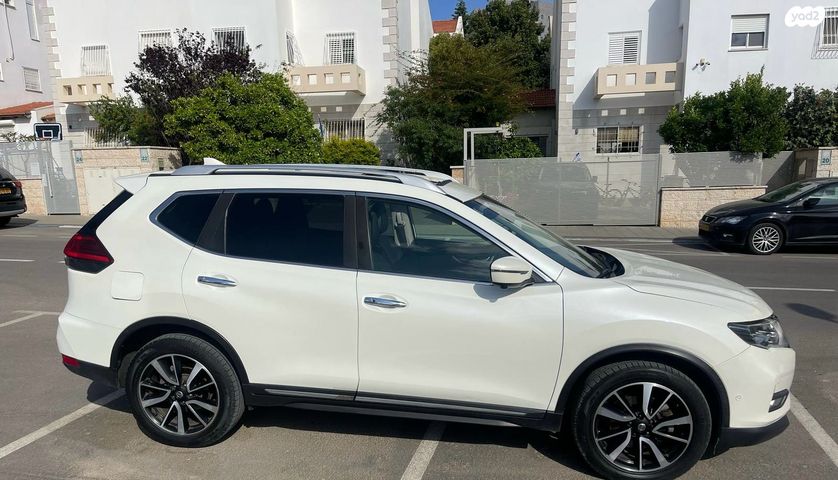 מודעת רכב ניסאן אקס טרייל 2