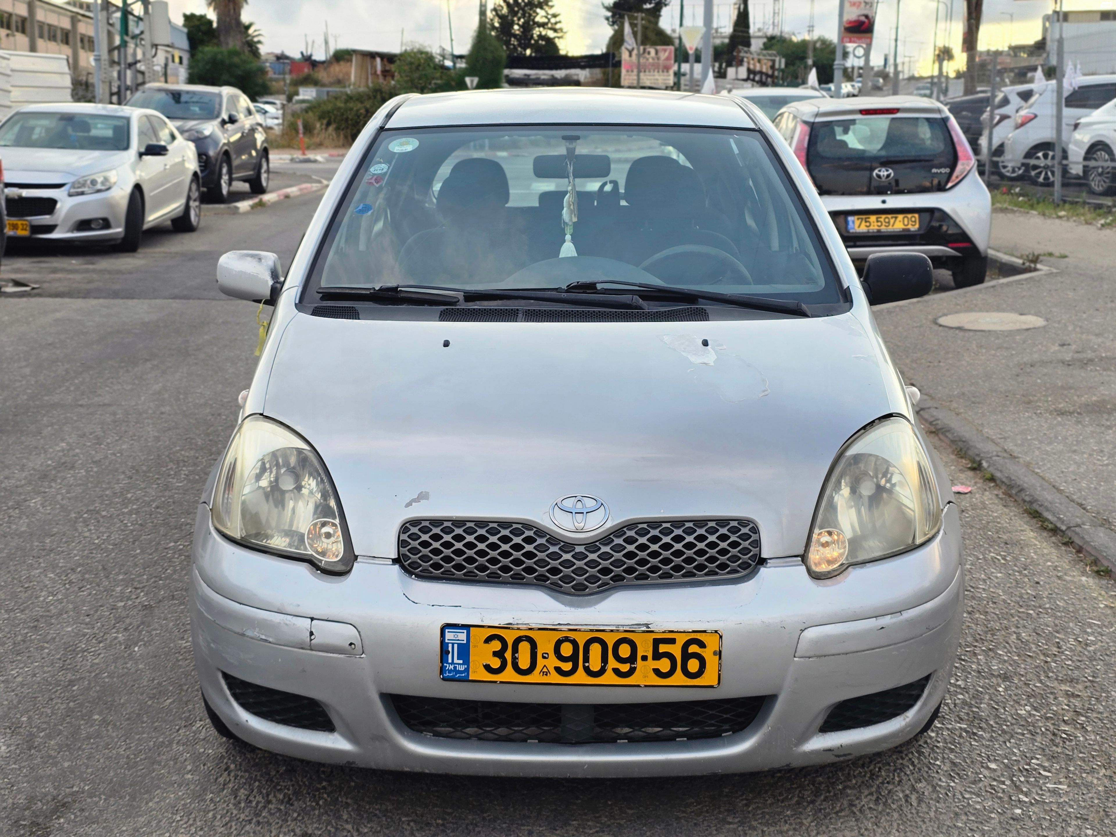 מודעת רכב טויוטה יאריס