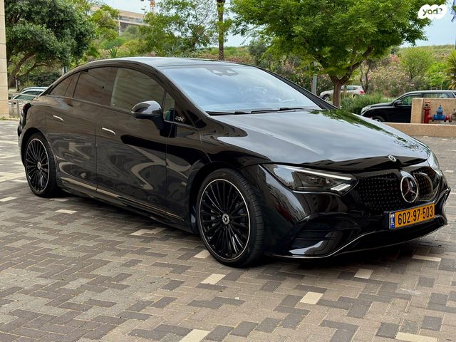 מודעת רכב מרצדס-בנץ EQE