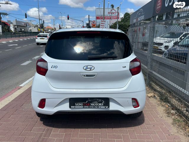 יונדאי i10