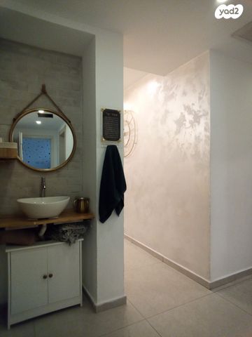 דירה, פלמ"ח 5, אבני חן, רחובות