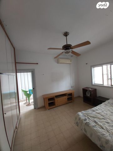 דירה, כצנלסון 34, הל"ה, גבעתיים