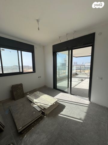 דירה, פארק העסקים האלף, ראשון לציון