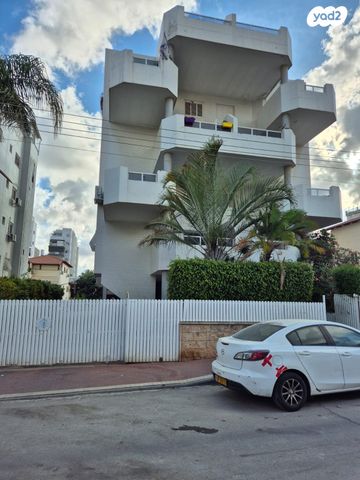יוסף כובשי 