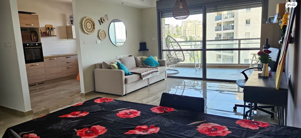 דירה, קדיש לוז 1, רמת שרת, ירושלים