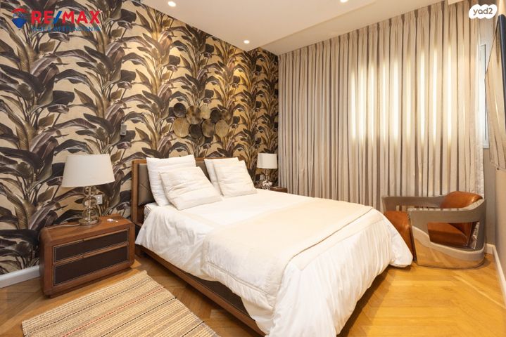 דירה, יוסף לפיד, גלי הים, נתניה