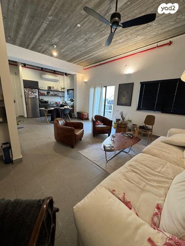 דירה, שדרות המגינים, שער פלמר, תחנת רכבת השמונה, חיפה