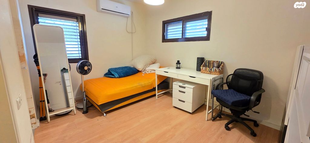 דירה, המייסדים, קרית ספיר, כפר סבא