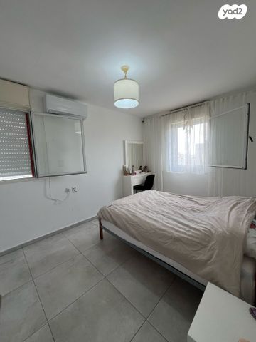 דירה, הרצל רוזנבלום 13, נווה זאב, נאות אילן, באר שבע