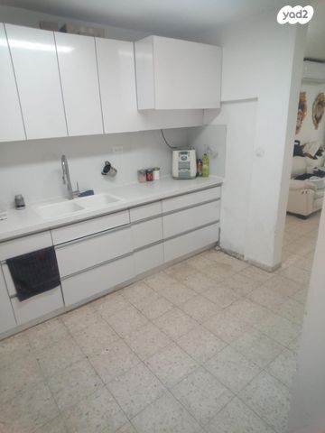 דירת גן, הרב צבאן 4, נתיבות