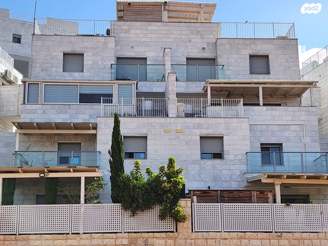 דופלקס, נחום, פסגות אפק, ראש העין