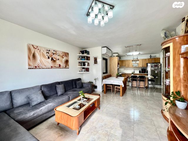 דירה, שדרות חיים וייצמן, צפון מזרח מרכז העיר, נתניה