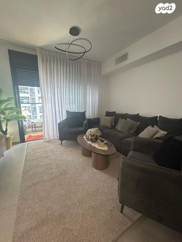 חיים לסקוב 3