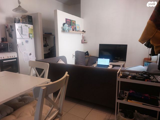 דירה, חכם שלום, מחנה יהודה - לב העיר, ירושלים