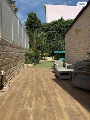 דו משפחתי, הארזים, גבעת שרת, בית שמש