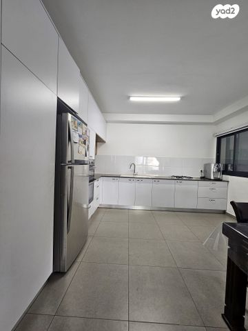 דירה, משה לוי 11, נאות שמיר, רמלה