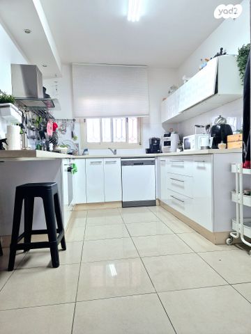 דירה, תפוח 9, רובע ט"ז, אשדוד