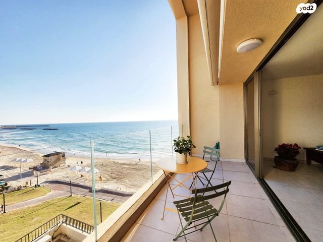 דירה, הרצליה פיתוח, הרצליה