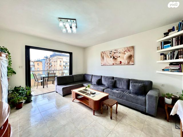 דירה, שדרות חיים וייצמן, צפון מזרח מרכז העיר, נתניה