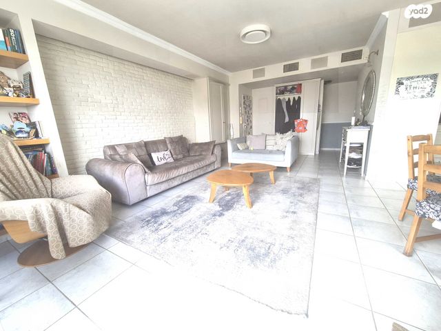 דירה, אליהו הנביא, הנביאים, מודיעין מכבים רעות