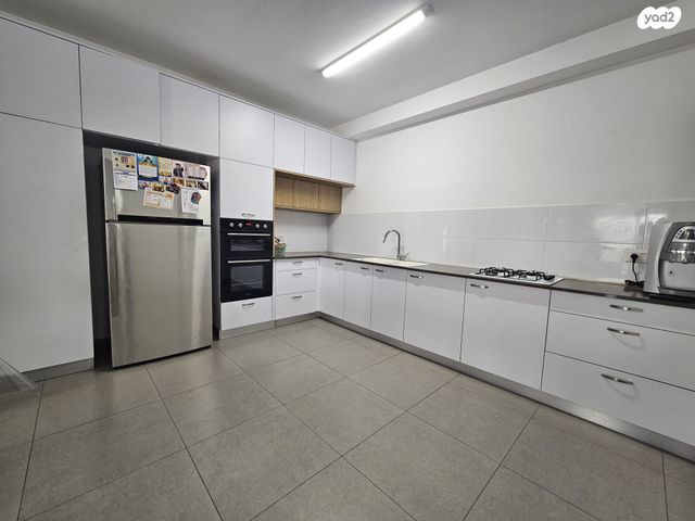 דירה, משה לוי 11, נאות שמיר, רמלה