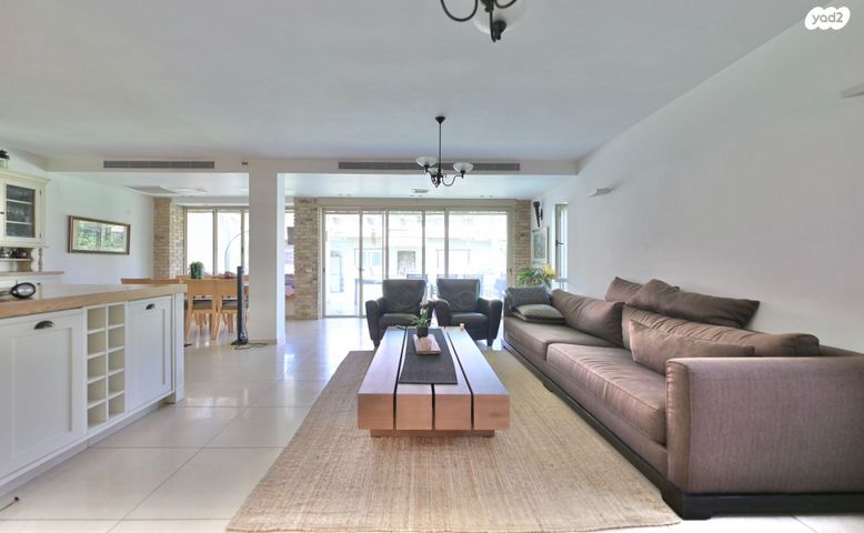 בית פרטי/ קוטג', סלע, רחובות