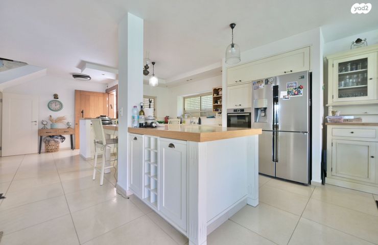 בית פרטי/ קוטג', סלע, רחובות