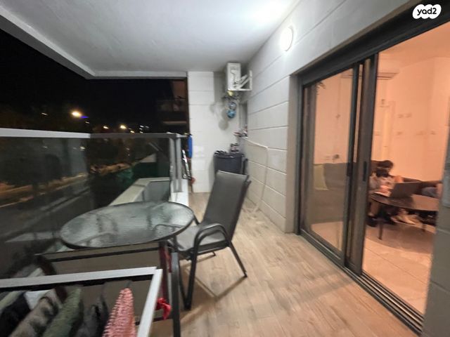 דירה, קטיף, נתיבות מערב, נתיבות