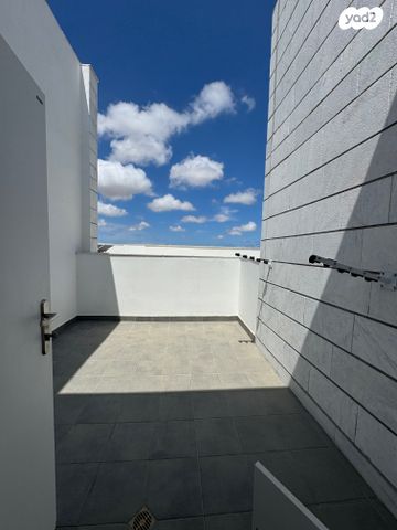 דופלקס, כרמי הנדיב, אחוזת רוטנר, קרית מלאכי