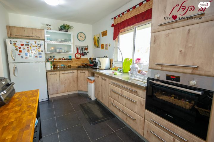 דירת גן, עמק האלה, הכרמים, מודיעין מכבים רעות