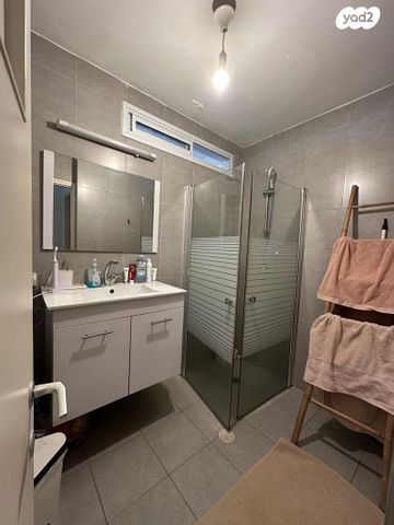 דירה, יצחק רגר, שכונה ד', באר שבע