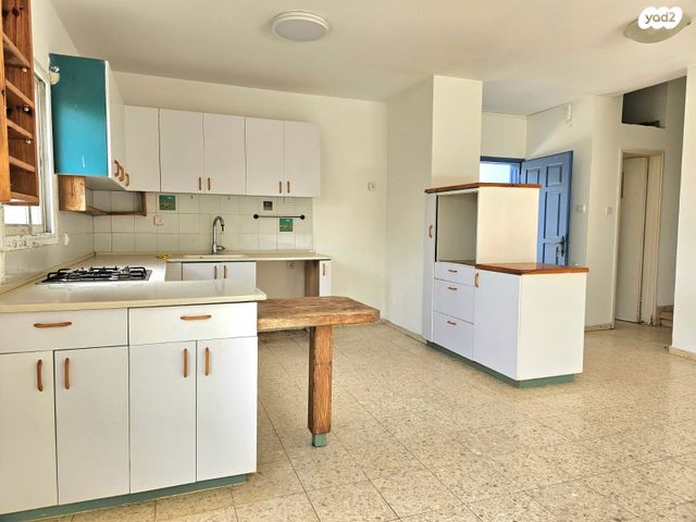 בית פרטי/ קוטג', כפר ורדים