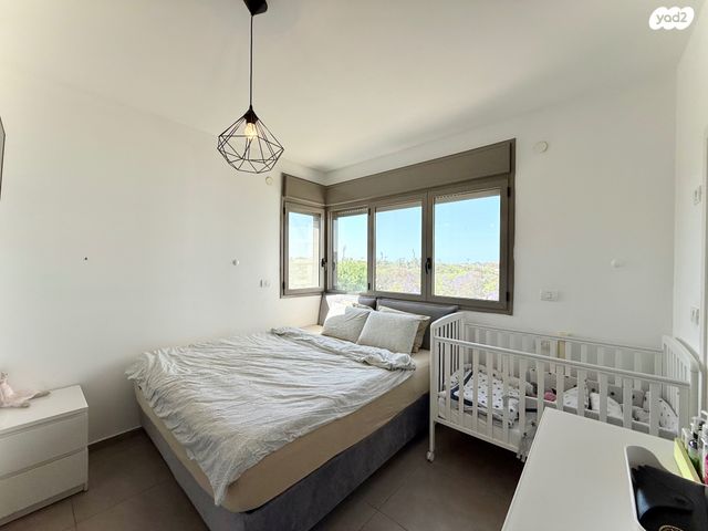 דירה, חנה רובינא, הרצליה