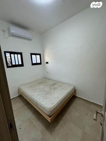 דירה, הגיבורים 24, חליסה, חיפה